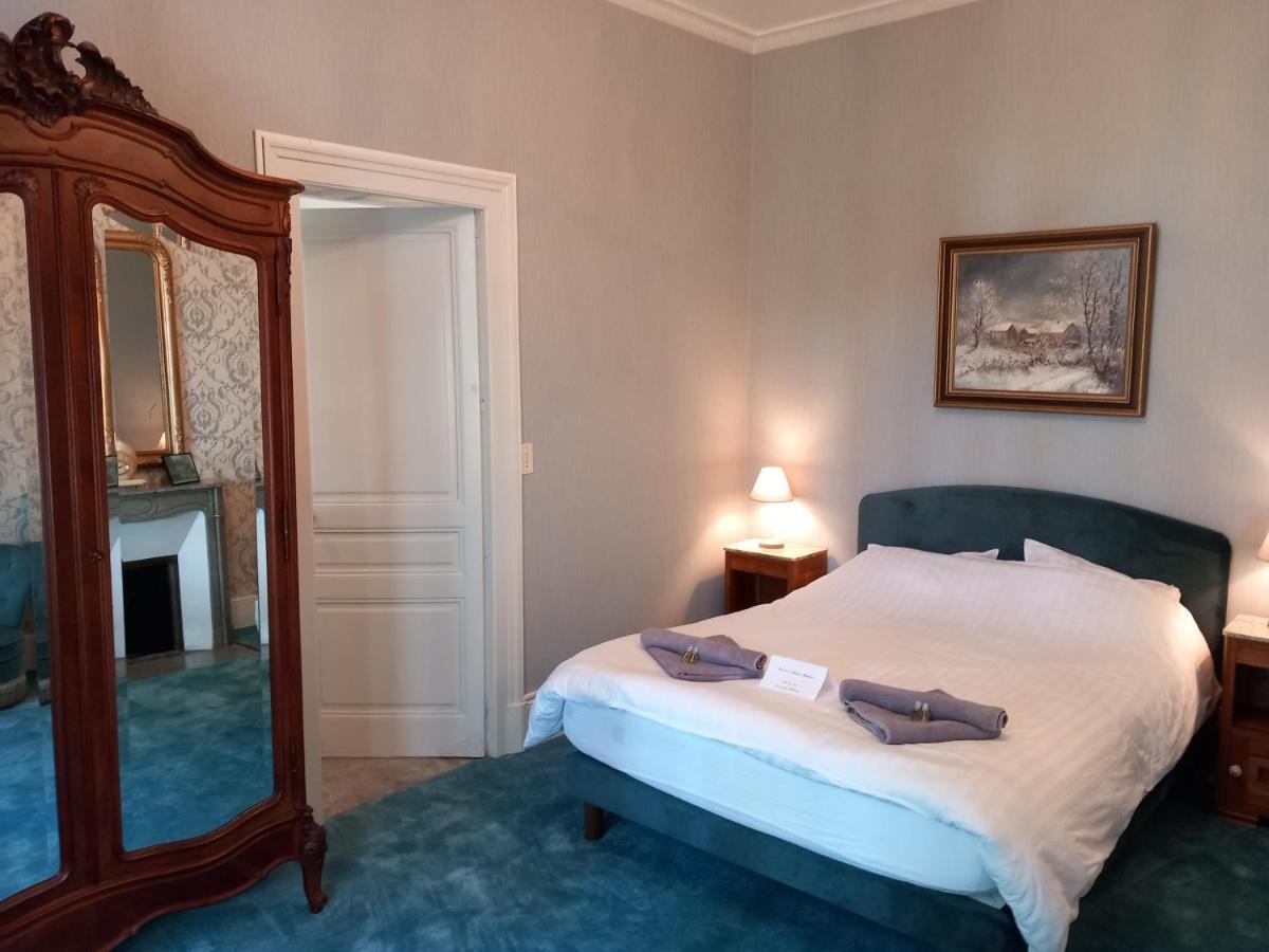 Bed and Breakfast Chateau Maleplane Сен-Леонар-де-Нобла Екстер'єр фото