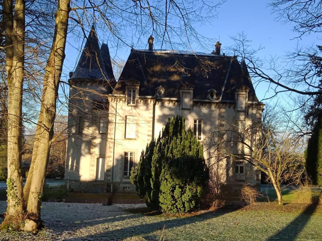 Bed and Breakfast Chateau Maleplane Сен-Леонар-де-Нобла Екстер'єр фото